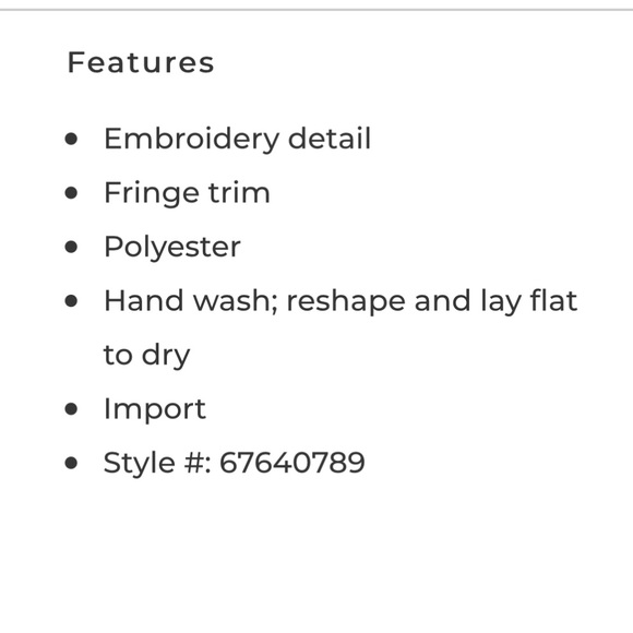 NWT  ACCESSORY STREET
Embroidered Boucle Knit Wrap - Picture 5 of 5